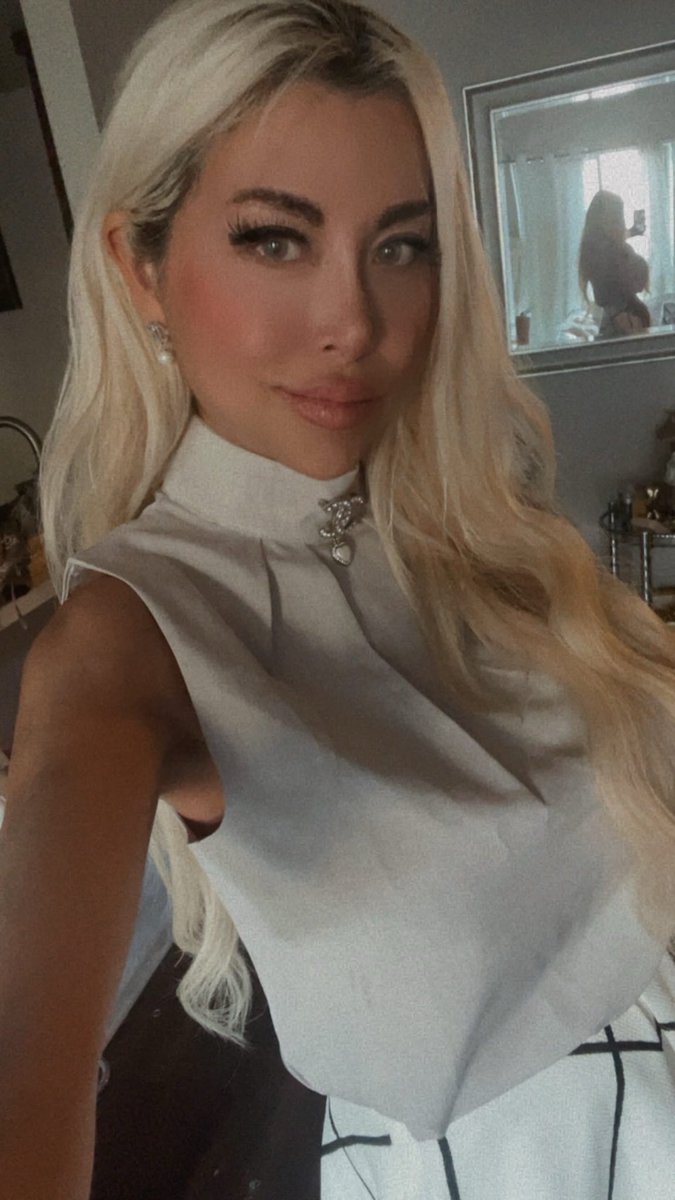 Kiley Fox tweet media