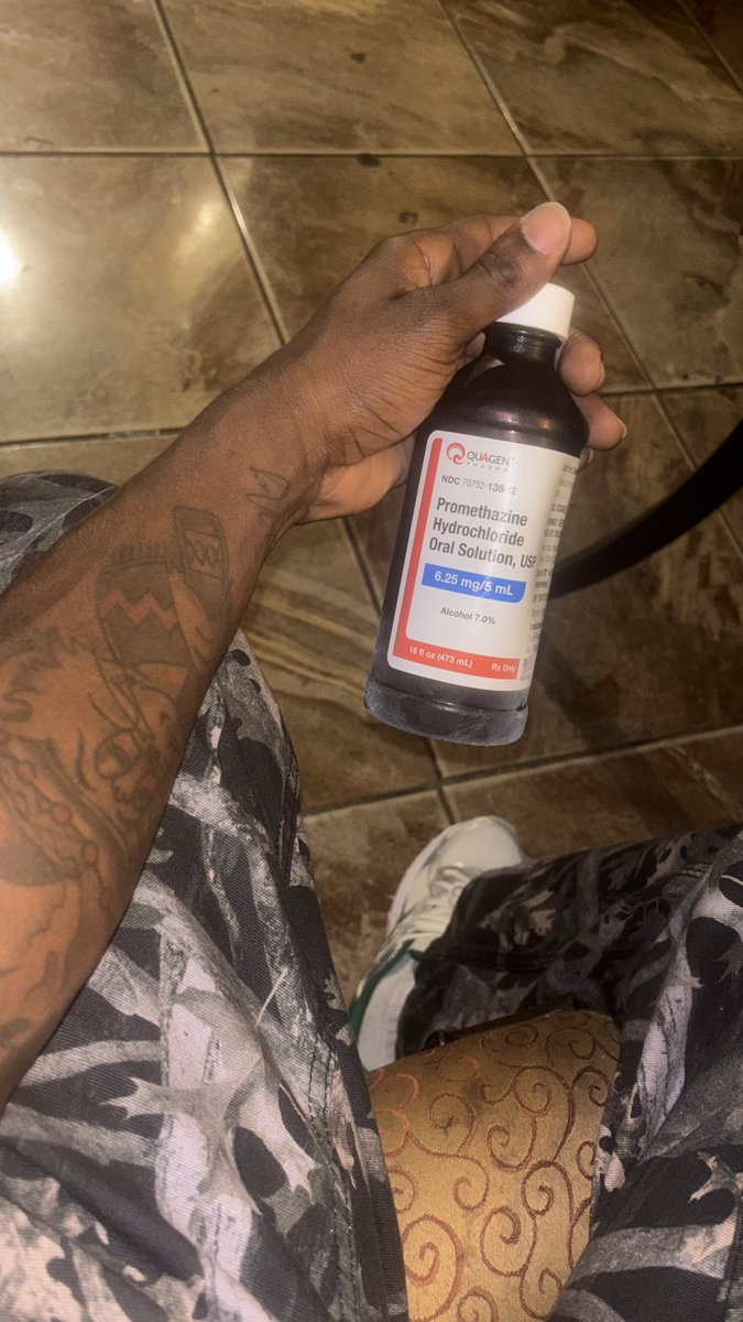PzManito's tweet photo. Kno They Ain’t Prescribe To Me But I Still Take Em For The Pain.. 💰 #LongLiveJrock 👿 https://t.co/nEokaV4gf8