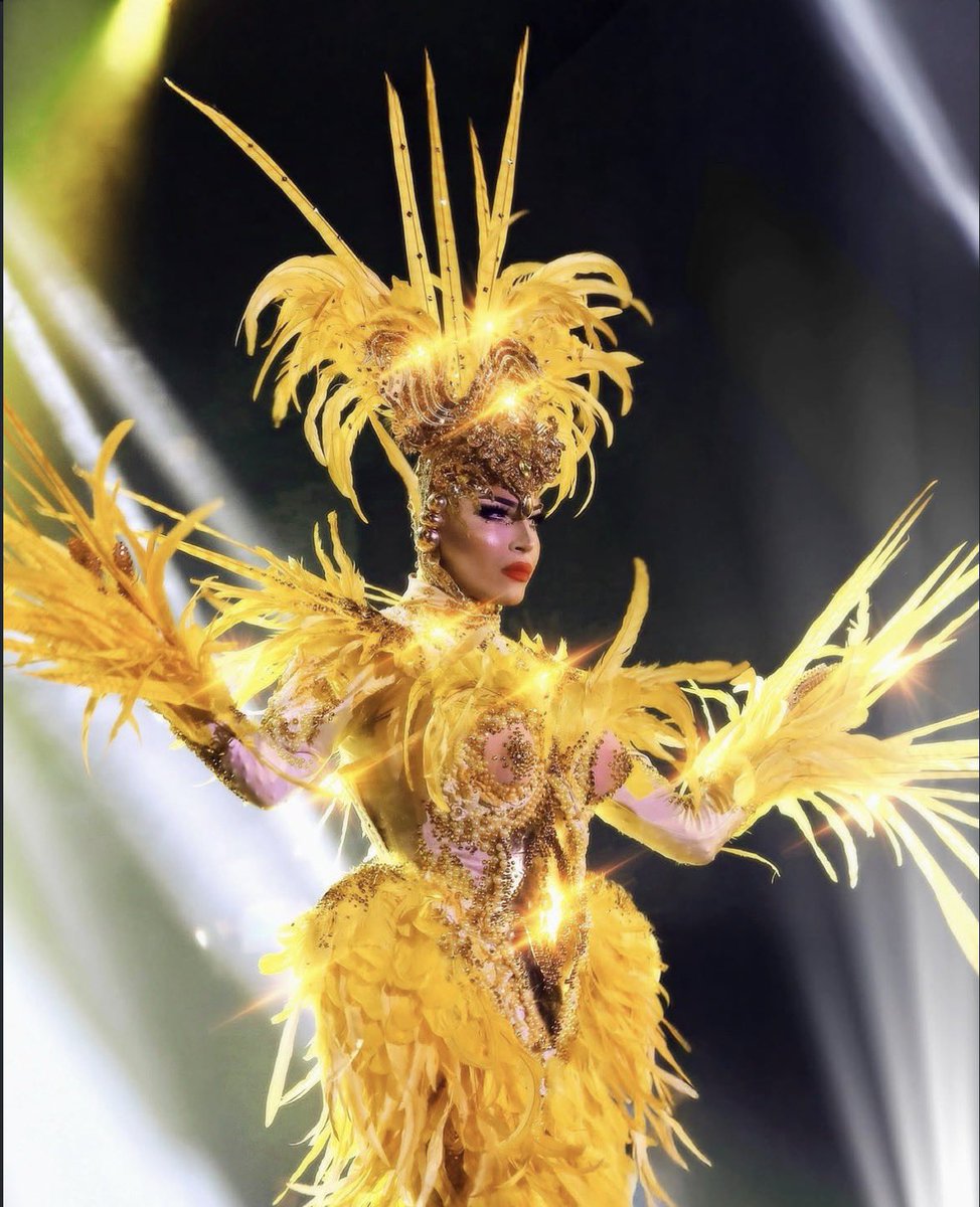 Drag Crave tweet media