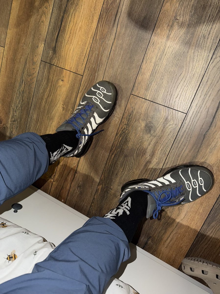 ALPHA_DS01 tweet media