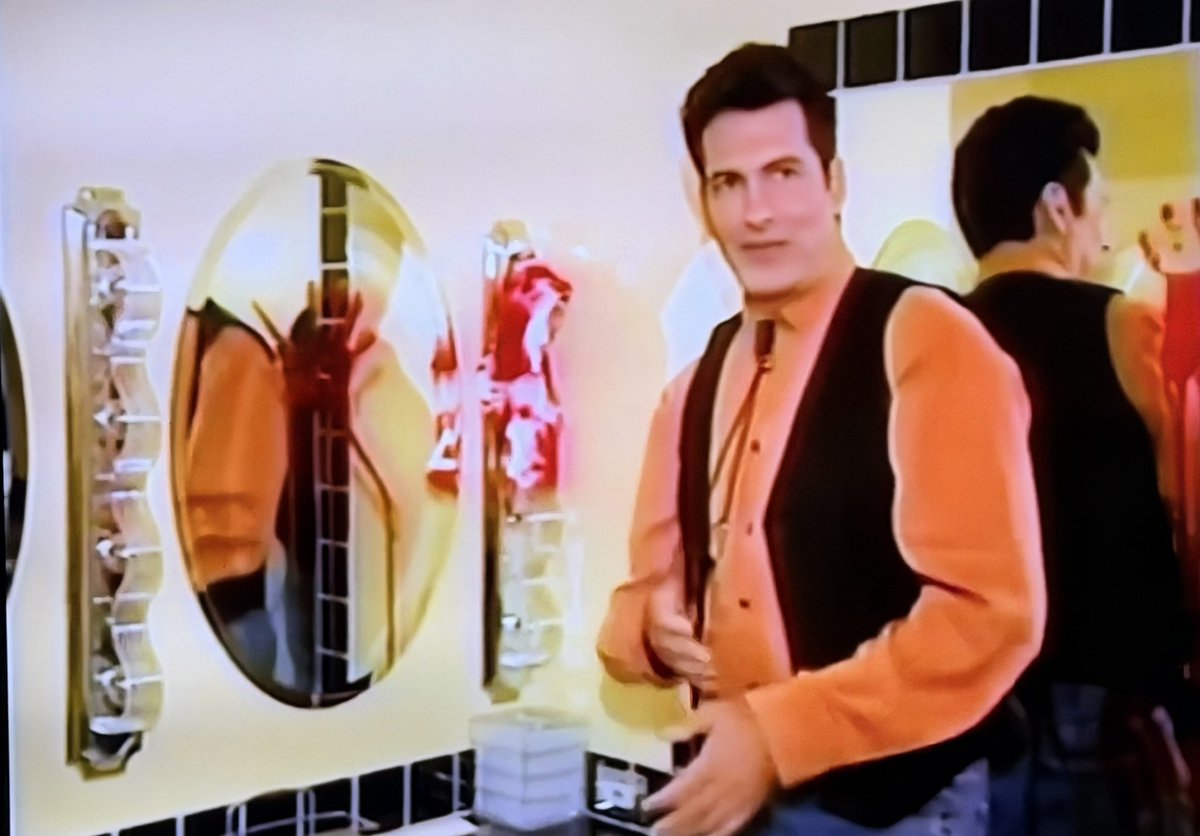 Rene T. 🌈 👻💖🐈‍⬛ 🎭 tweet media