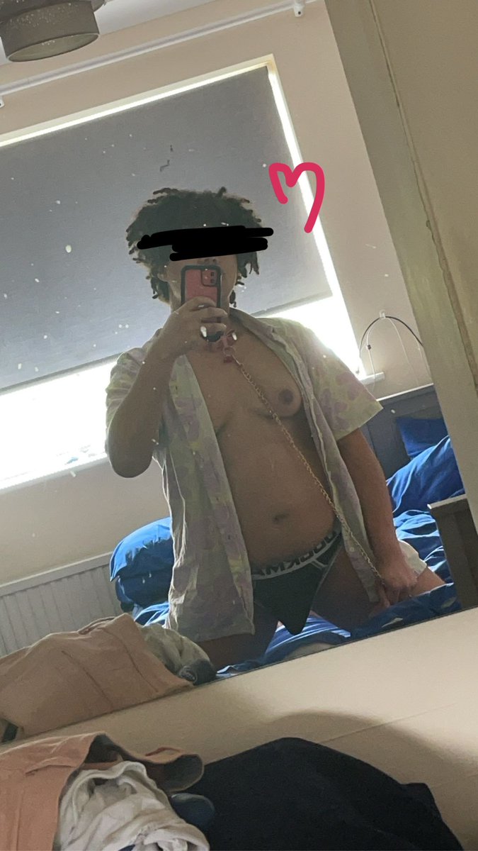 Lckunicorns's tweet photo. Hey! Happy you've found me🤭

-He/Him
-October 2002🥳♏️
-Bi🩷💜💙
-Verse, love giving oral🤤
-Pretty vanilla, but will try anything twice😘
-Taken❤️ (Open relationship)
-Love to show off😜

♡ and ↻ to be mutuals https://t.co/HxFiRgQMeq