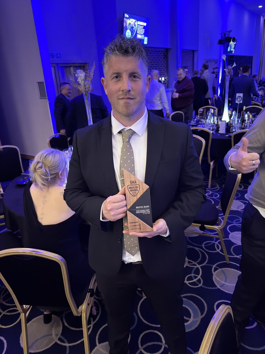 Chris Fox tweet media