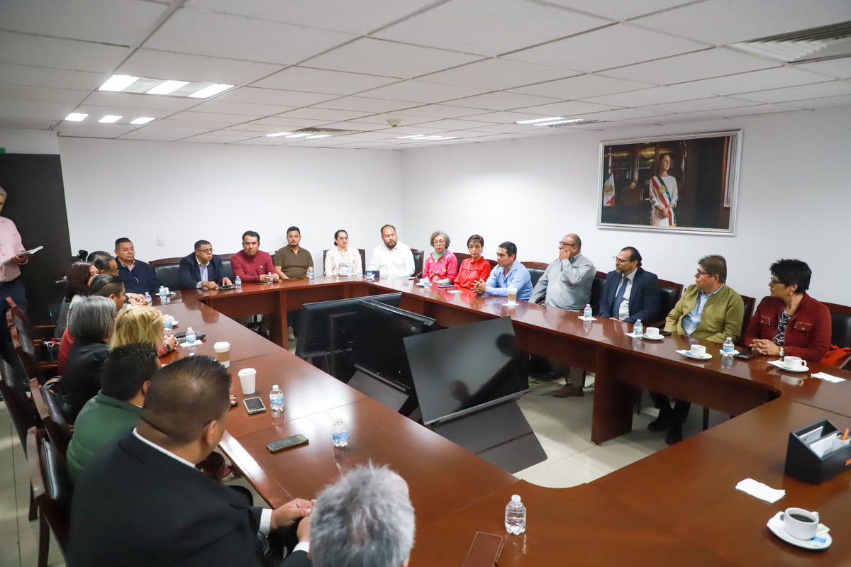 TFCA_mx's tweet photo. “El @TFCA_mx se inscribe en una rama del Derecho Público de carácter social y tiene el deber de velar porque se respeten los derechos de los trabajadores, estamos empeñados en el propósito de lograr que haya justicia pronta”, expresó el Magistrado Presidente Cristóbal Arias Solís https://t.co/F1ZZIeKsWZ