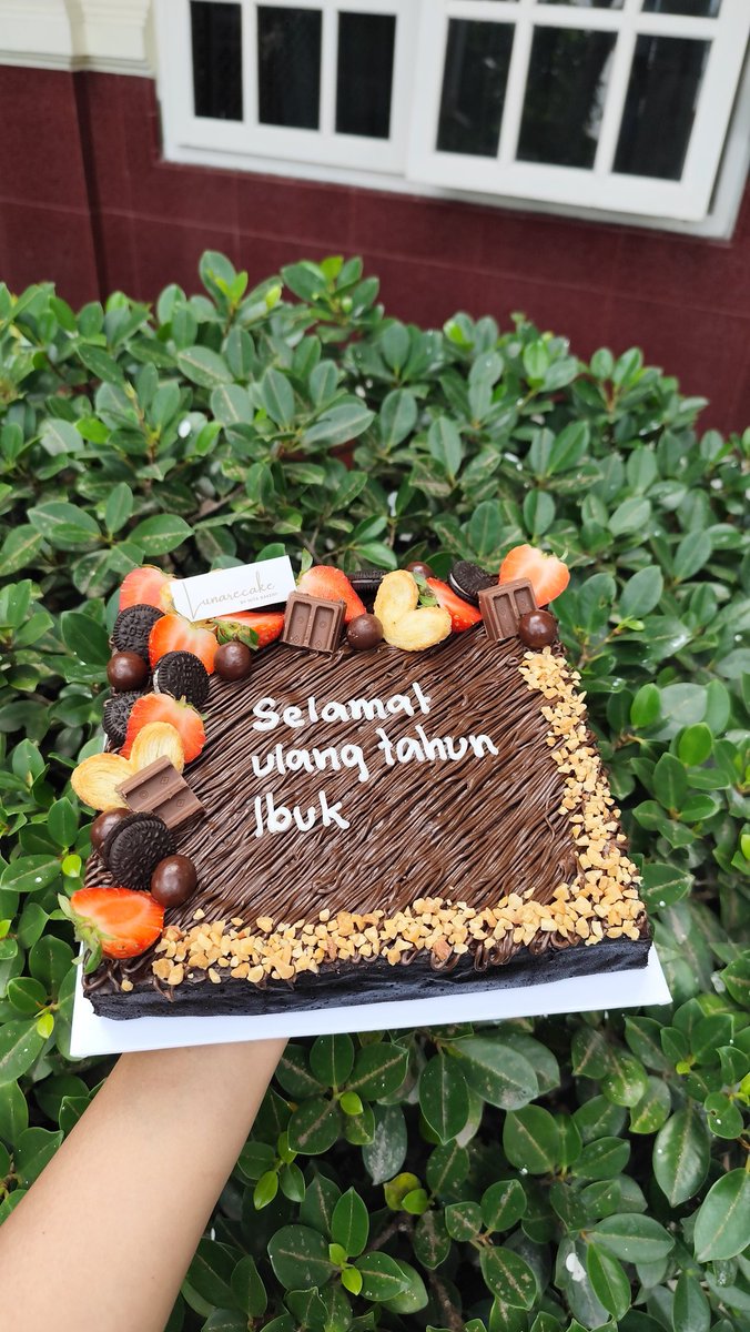lunarecake - cake Bojonegoro tweet media