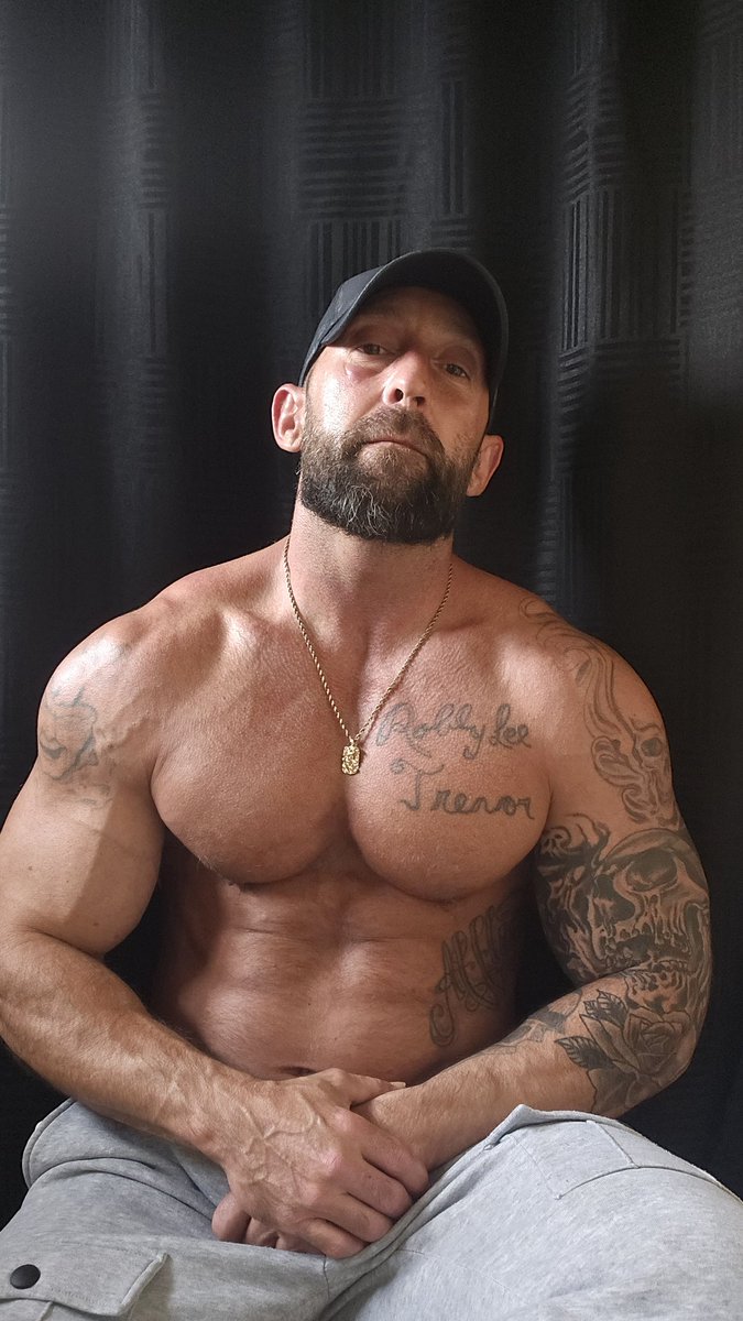 Majorrob101 tweet media