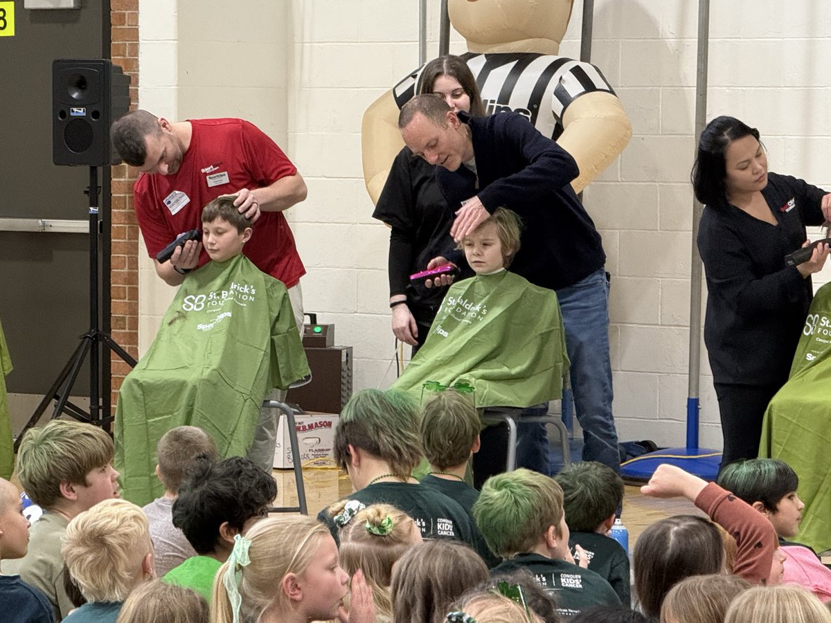 Liz Machado tweet media