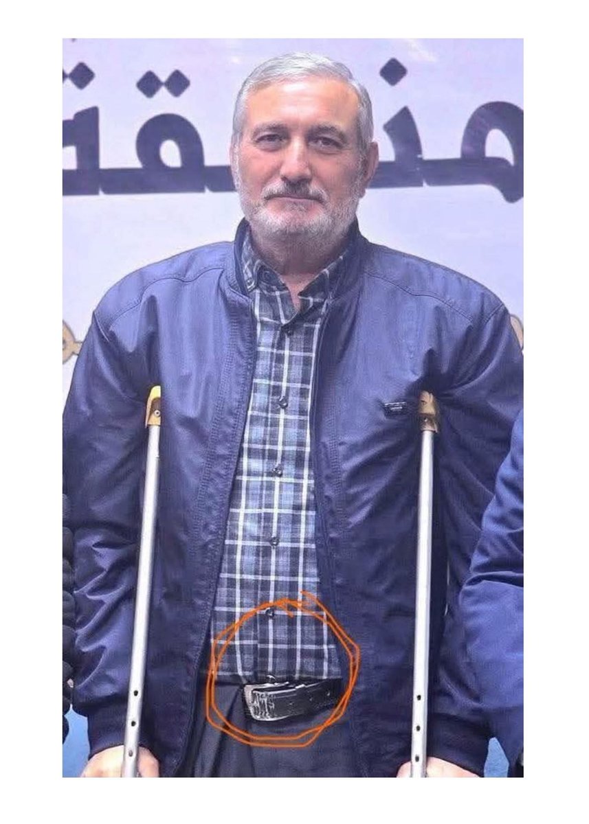 العقيد الشريف رياض الأسعد
 مؤسس الجيش السوري الحر