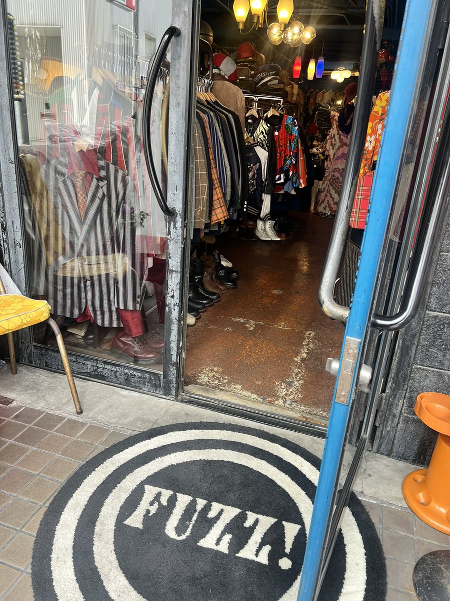 HARORONHARORON's tweet image. 四国Q散歩🌞2日目。
今日は「KK60 ～コイズミ記念館～」KYOKO KOZUMI2026 友達らも東京、京都、丸亀から大集合❣️  
ヒット曲のオンパレード♬で歌う踊る会場は大熱狂ザ・ベストテン‼️
Fade Outでディスコ化🕺
あなたに会えてよかった🌏
#小泉今日子
#kk=0