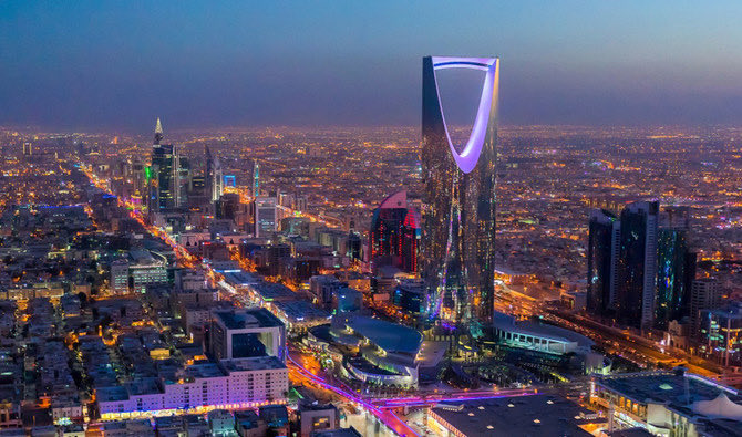 Adhwan's tweet photo. ستاندرد آند بورز: تأكيد تصنيف السعودية عند "A+/A-1" مع نظرة مستقبلية مستقرة

ستاندرد آند بورز: النظرة المستقبلية المستقرة تعكس الاعتقاد بأن السعودية ستكون قادرة على تجاوز تداعيات الصراع الإقليمي الحالي

ستاندرد آند بورز: يمكن للسعودية التخفيف من آثار إغلاق مضيق هرمز عن طريق تحويل صادرات النفط والغاز إلى ميناء ينبع على البحر الأحمر عبر خط أنابيب النفط شرق-غرب
