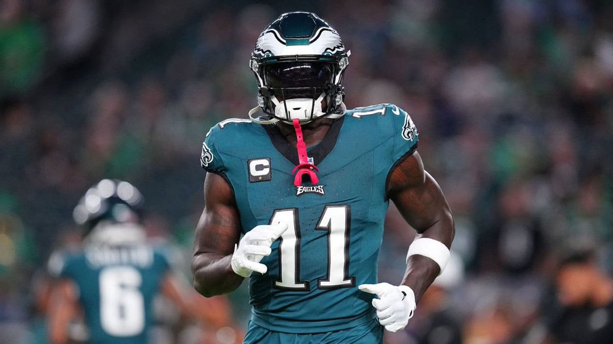 thomasrp93's tweet photo. Eagles won't trade AJ Brown, per Russini.

#Eagles https://t.co/pNAysj3fxh