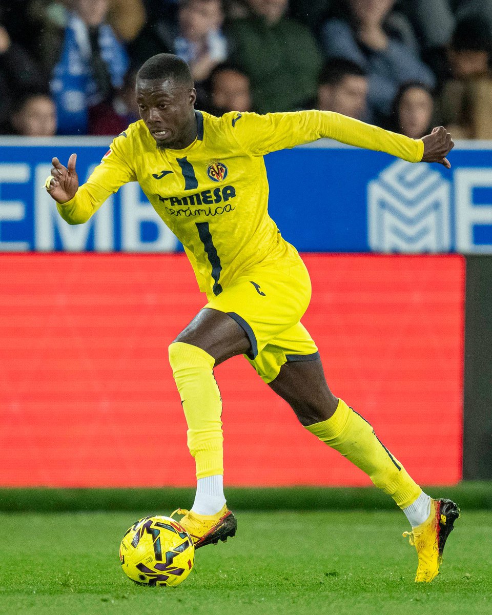 Partido espantoso (y no sé cuántos van esta temporada) del Villarreal que empata (1-1) en Mendizorroza.

Planteamiento muy pobre de Marcelino sacando un doble lateral izquierdo sin ningún sentido con Moleiro y Alfon en el banquillo. Para más inri encajas por esa banda.

El golazo