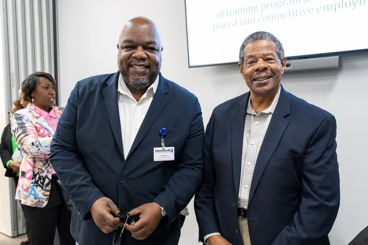 RichlandSC's tweet image. On Friday, @sc_goodwill held a grand opening for its new Midlands Clean Tech Accelerator Lab in Columbia. County Council Vice Chair Derrek Pugh, SC Attorney General Alan Wilson + Goodwill representatives were on hand for the event.

#CleanEnergy #GoodwillSC #RichlandCountySC