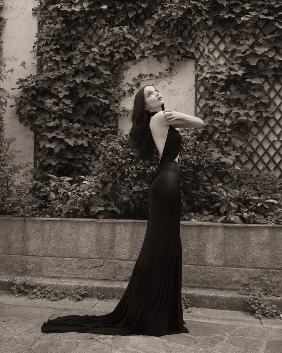 ᅟᅟ 𝑪𝑒𝑙𝑖𝑛𝑒. tweet media