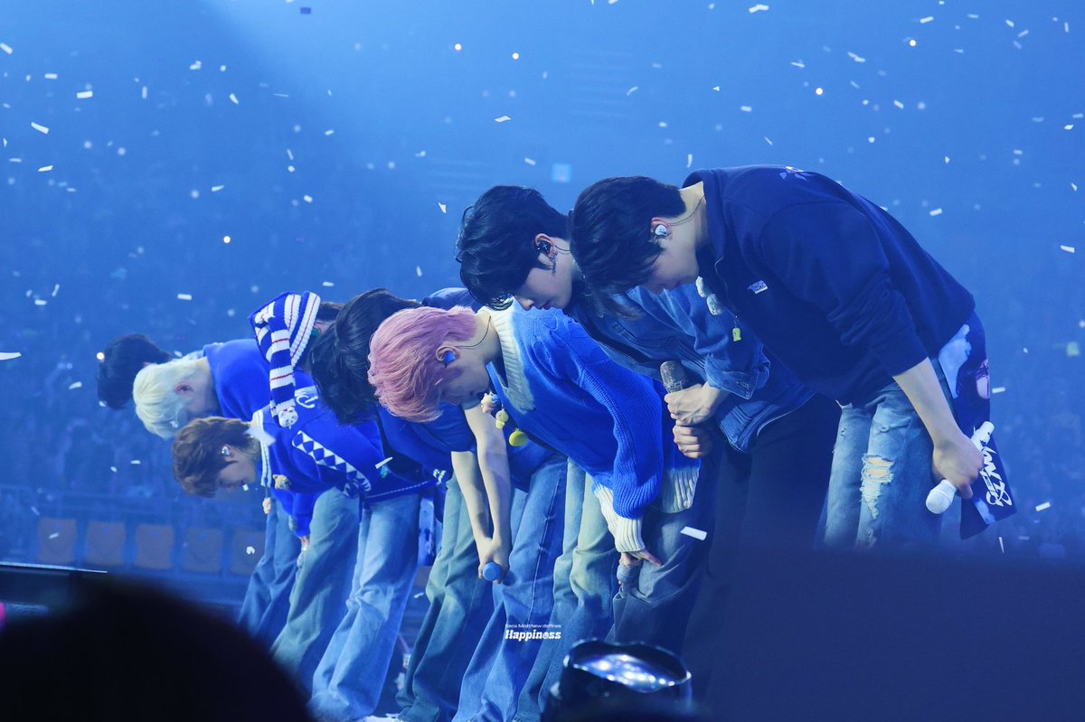 str4wberricky_'s tweet photo. 💙 https://t.co/qt02yKsWaj
