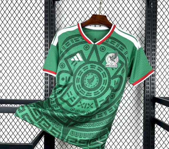 ItzCarlos tweet media