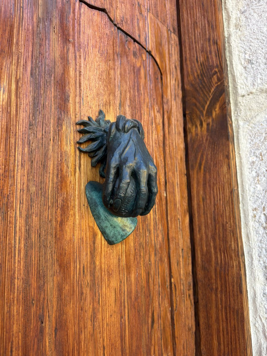 talkingXheads's tweet photo. Oax - spiritual home https://t.co/1O8hGRrUoY