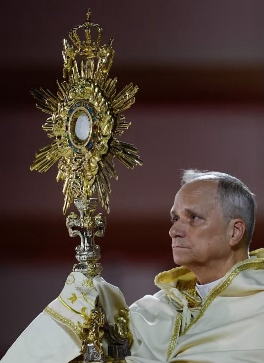 Jornada “24 Horas para el Señor”

Celebramos la decimotercera edición de esta iniciativa impulsada por el Papa Francisco en 2014, que invita a vivir la Cuaresma de un modo especial. Muchas iglesias permanecerán abiertas para la oración los días 13 y 14 de marzo.

Se trata de una