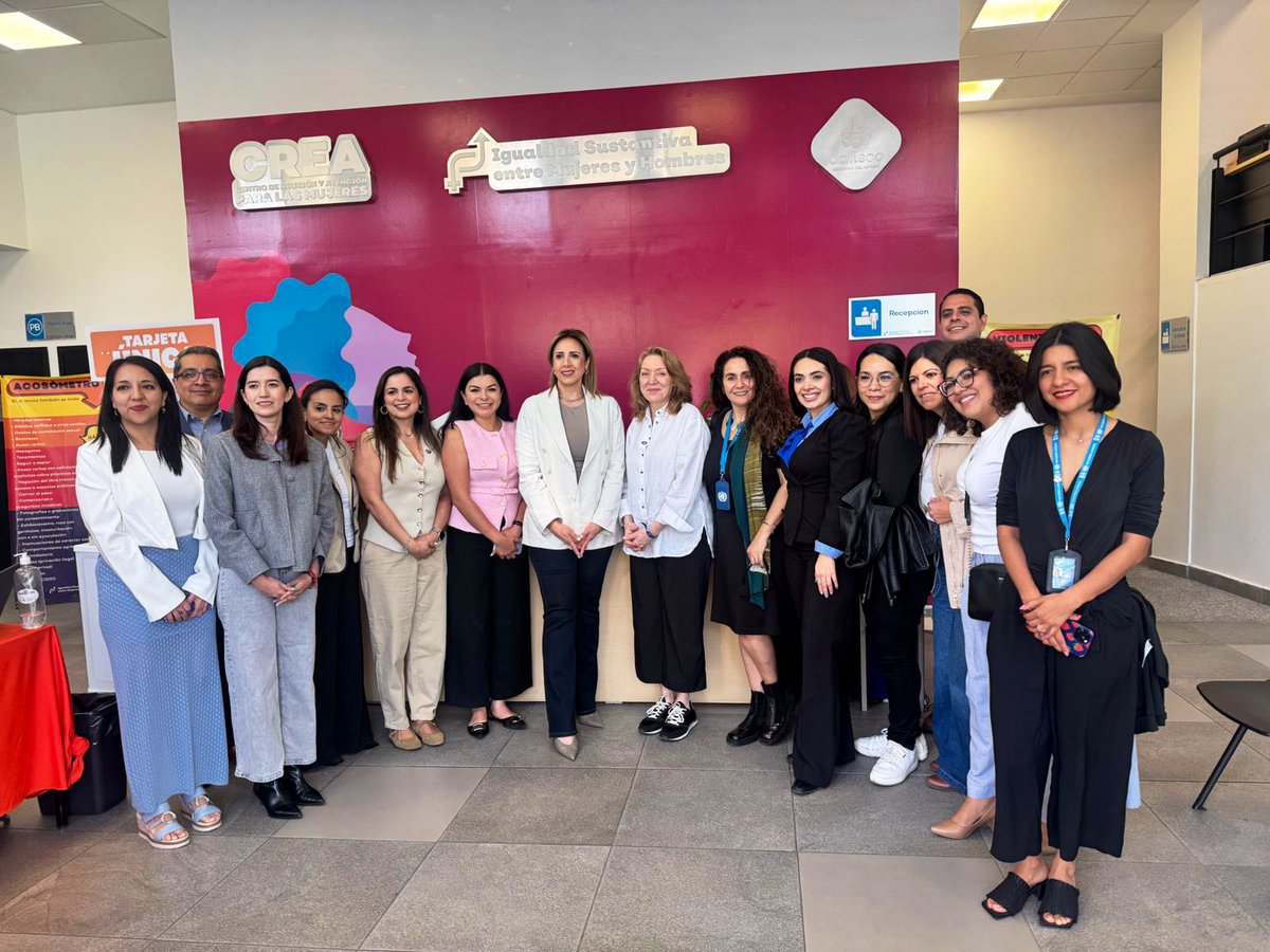 ONUMX's tweet photo. La Coordinadora Residente designada de la @ONUMX @AllegraBaiocchi @ONUMujeresMX y agencias ONU visitaron el Centro de Reunión y Atención de @IgualdadJalisco junto a su titular @FabiolaLoya_ El CREA brinda atención integral y promueve la autonomía económica y social de las mujeres https://t.co/nnnaAUQmde
