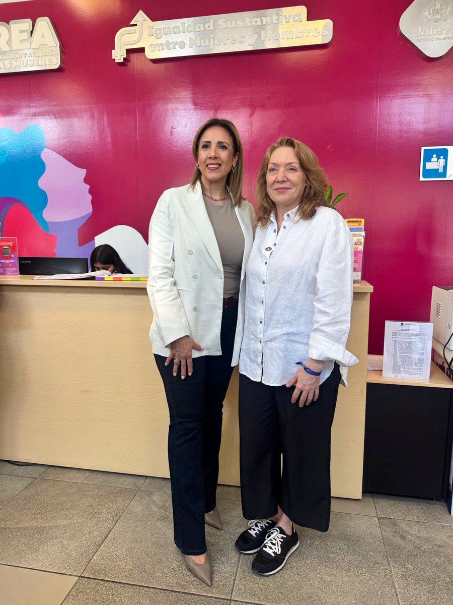 ONUMX's tweet photo. La Coordinadora Residente designada de la @ONUMX @AllegraBaiocchi @ONUMujeresMX y agencias ONU visitaron el Centro de Reunión y Atención de @IgualdadJalisco junto a su titular @FabiolaLoya_ El CREA brinda atención integral y promueve la autonomía económica y social de las mujeres https://t.co/nnnaAUQmde