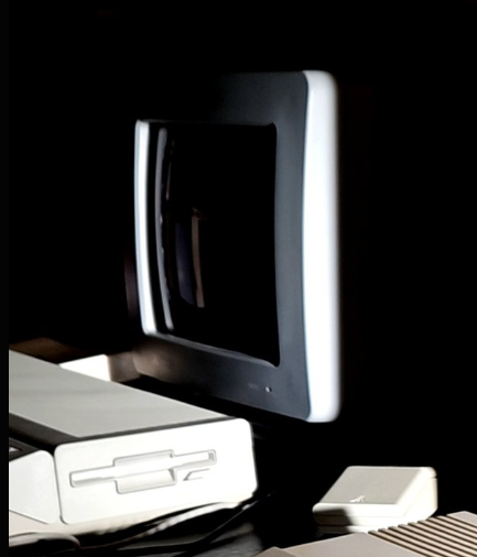 לִי-אוֹן ביוסטר tweet media