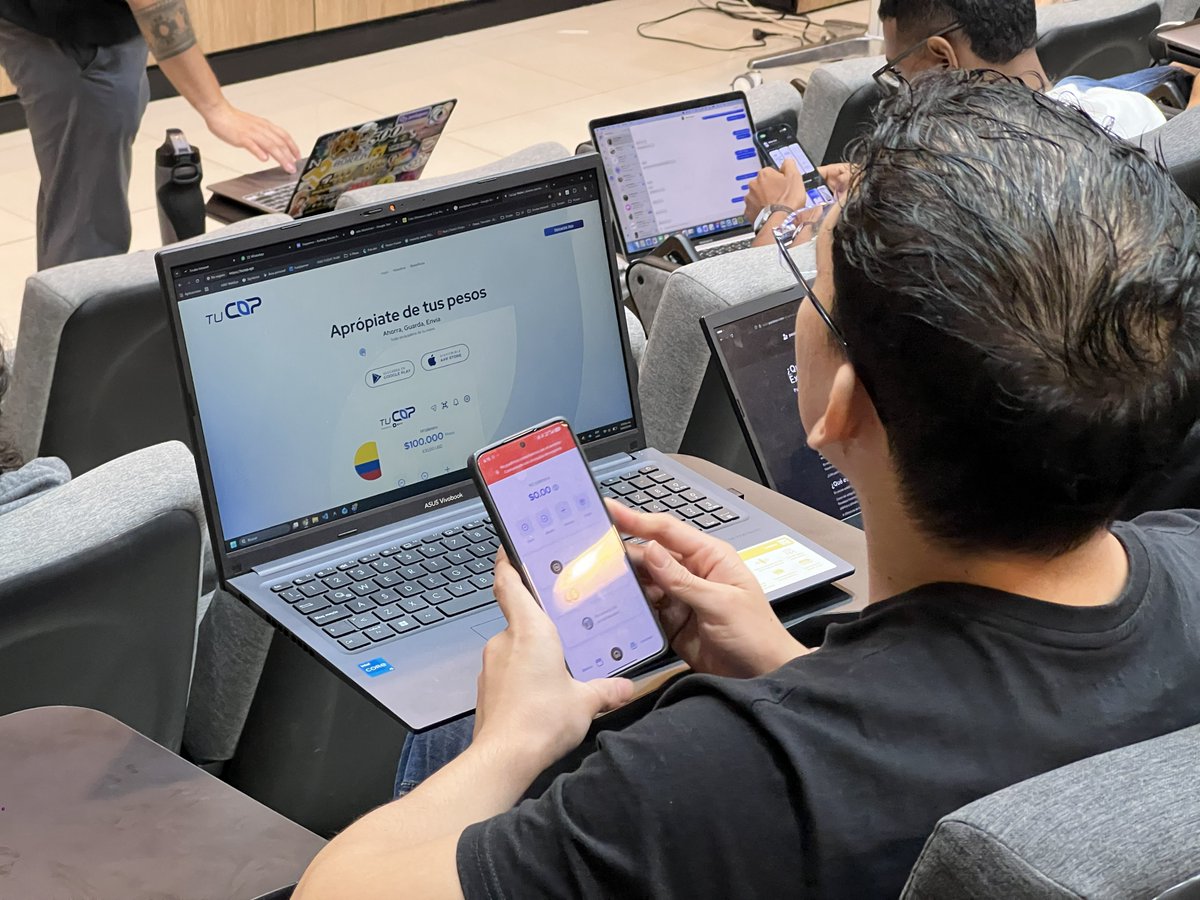 Celo Colombia ◘ tweet media