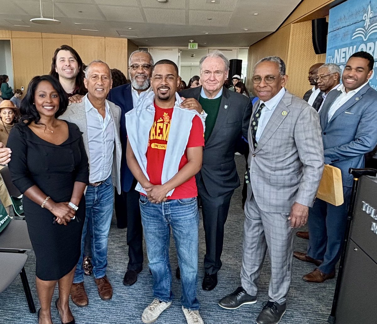 Congressman Troy A. Carter tweet media