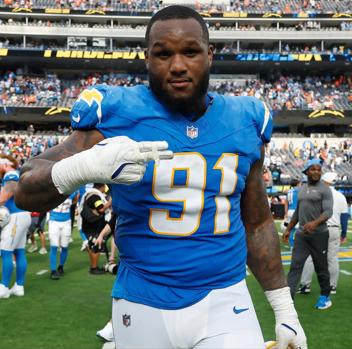 Rise Up Ryan tweet media