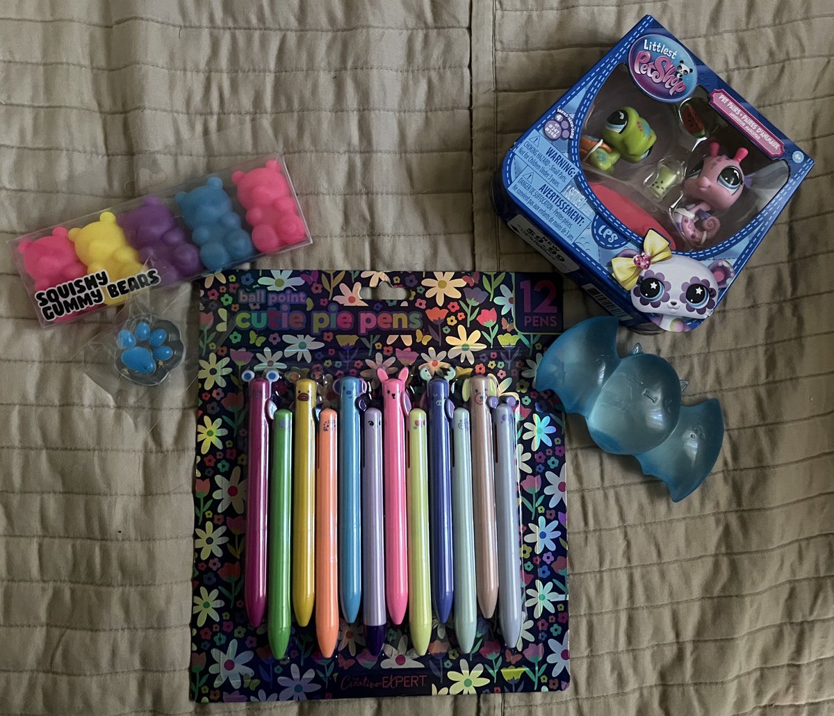 seallyguyz's tweet photo. Haul from 2day !!
#lpstwt https://t.co/o2TlTFxIGG