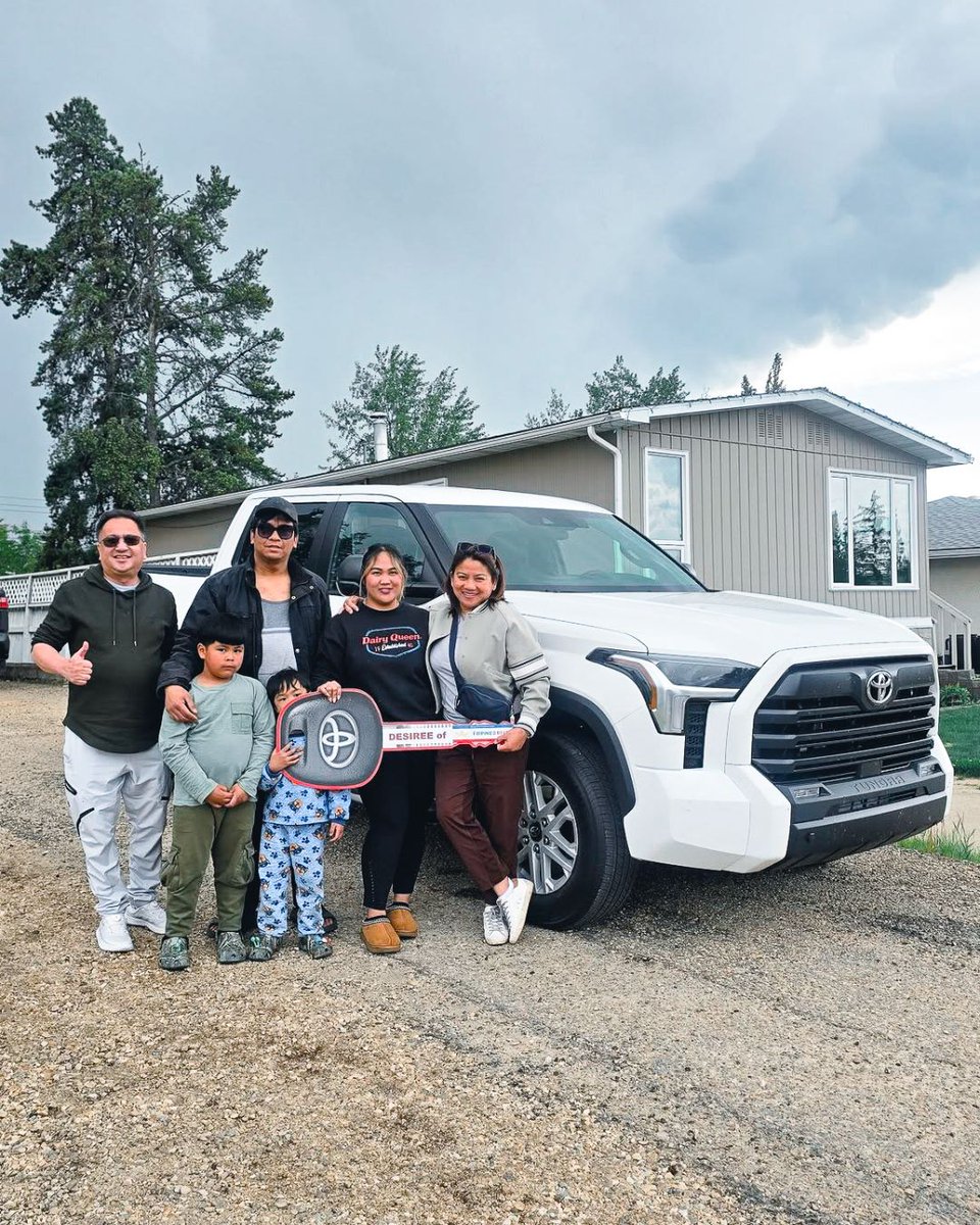 WEMToyota's tweet photo. Congrats, new owners! 🥰

We can't wait to hear all the new memories you create in your new vehicles. https://t.co/Ffz1vOB0uA