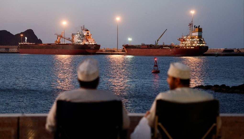 ⚡️BREAKING 

Iran is considering allowing a limited number of oil tankers to pass through the Strait of Hormuz, only if the oil is paid for in Chinese yuan - CNN
