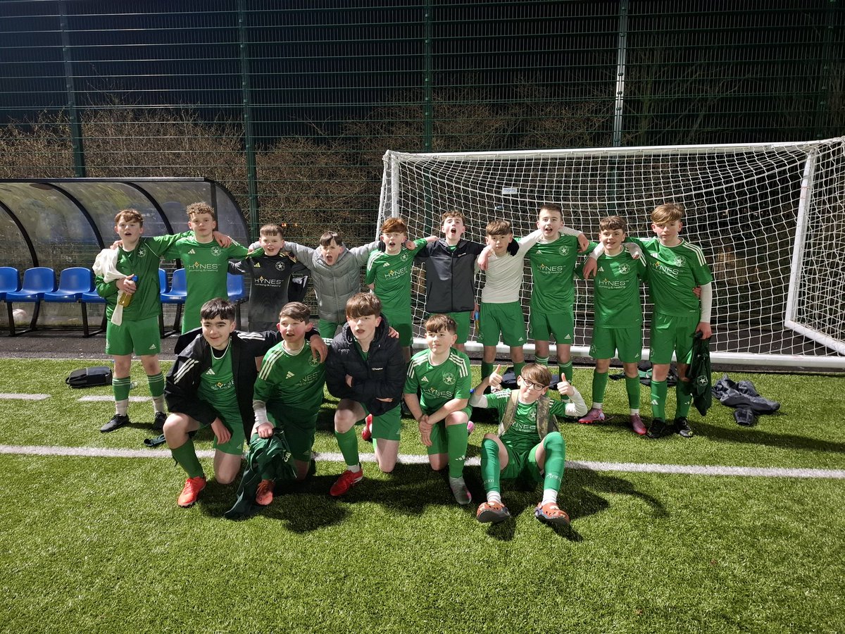 gazzapatterson's tweet photo. Another top performance from the lads again tonight with a 3 nil win to extend their lead at the top. 2 more games to go and hopefully pick up another league title. #gowantheweestar 💪🟢⚪️⭐️ https://t.co/TLQdKD52cJ