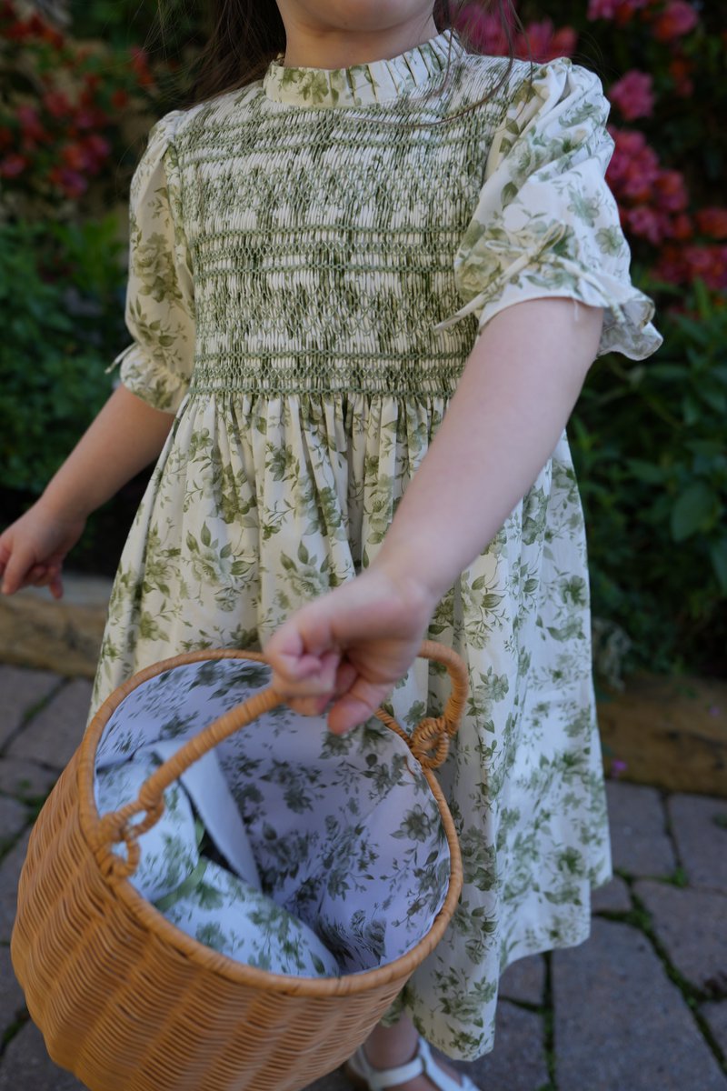 Dillard's tweet media