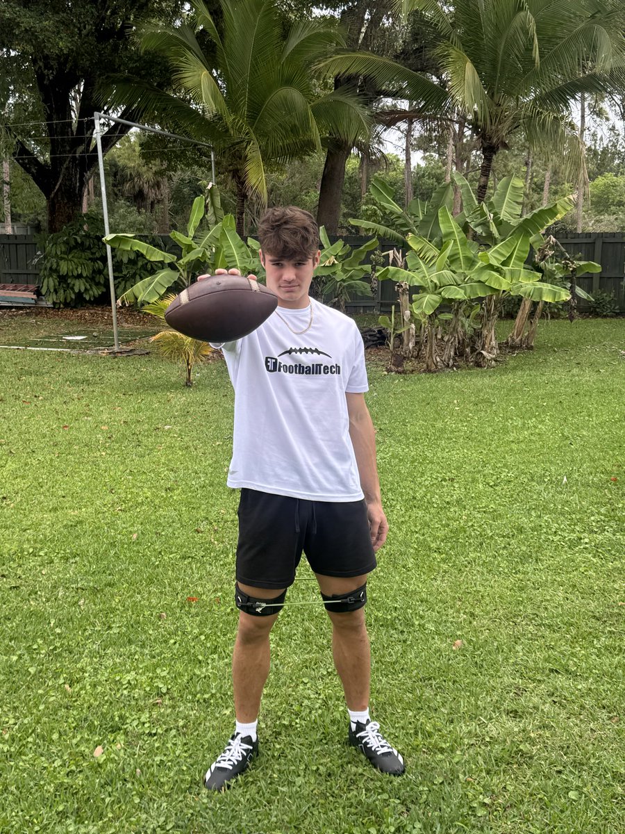 FootballTech Training & Apparel tweet media