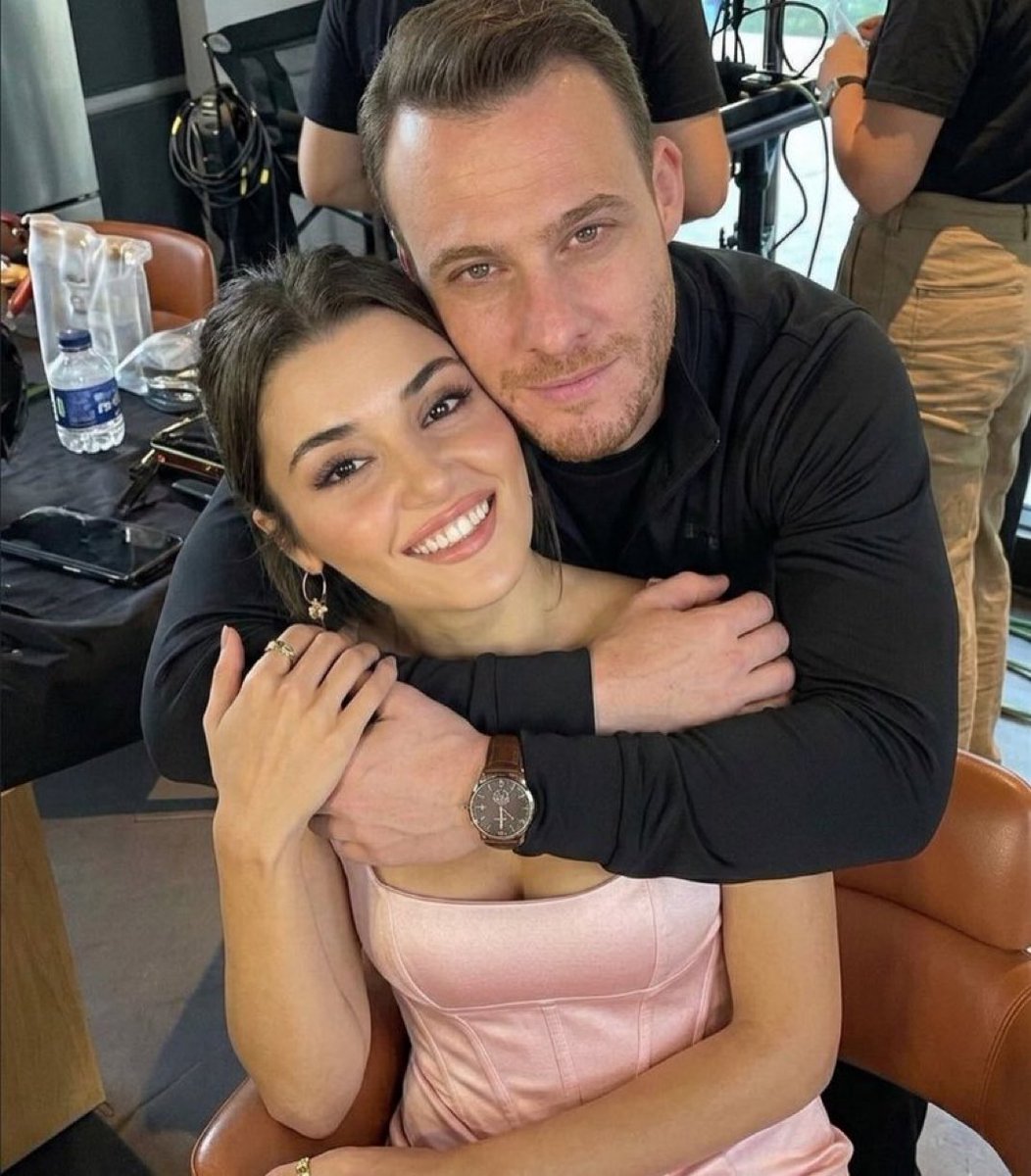 NON POTETE FARE QUESTO OK? VI ODIERÒ SEMPRE MALEDETTI CHE SPRECO DI GENI