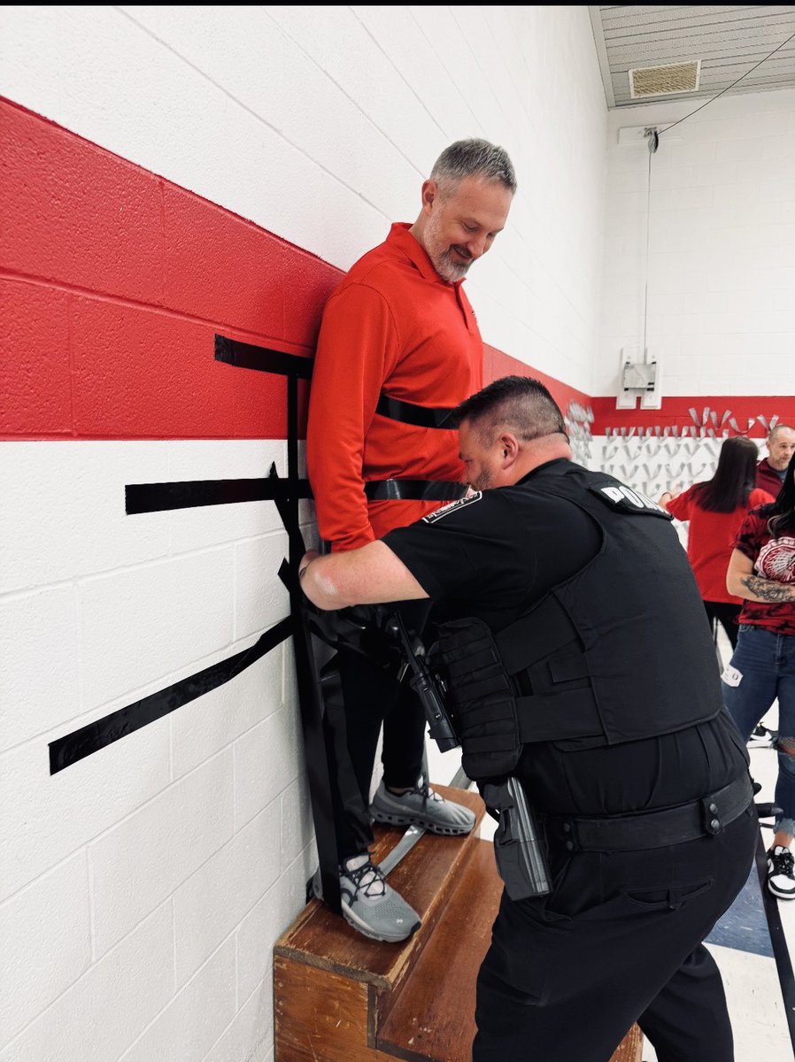 Frank Berdar tweet media