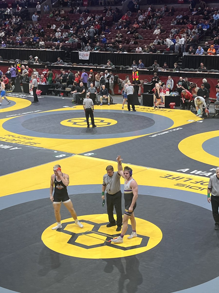 AvonWrestlingOH's tweet photo. Eian Englehart with a 1st period pin in his opening match at the OHSAA State tournament. He’ll wrestle in the quarterfinals tomorrow. Great job! https://t.co/0JTcoZx0JK