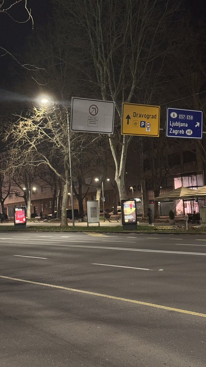 Бармен каже tweet media