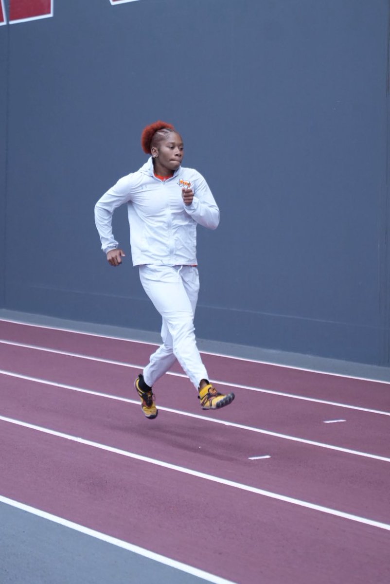 UTRGV Track & Field/XC tweet media