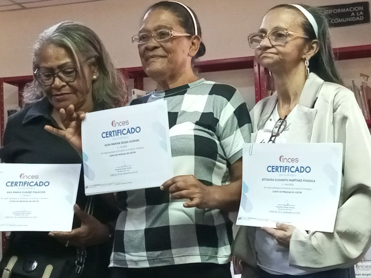 comunicador clap tweet media