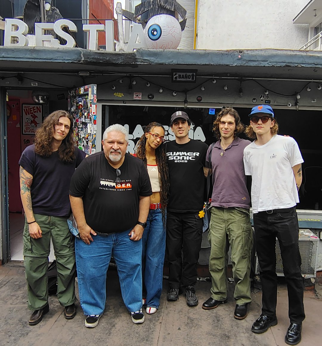 Gilberto Flores tweet media