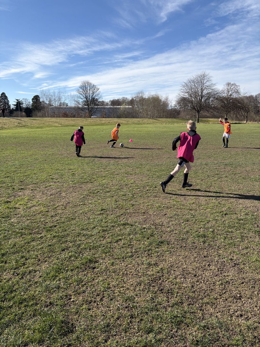 CommunityFootball tweet media