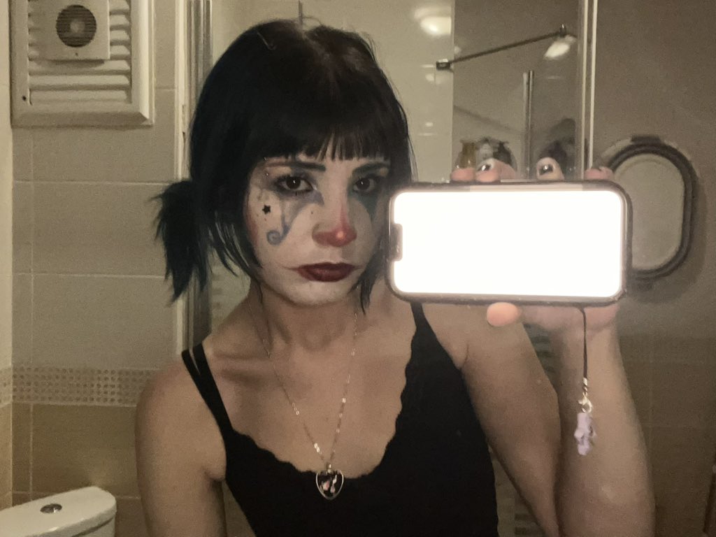 ostie! ⋆˚꩜｡ tweet media