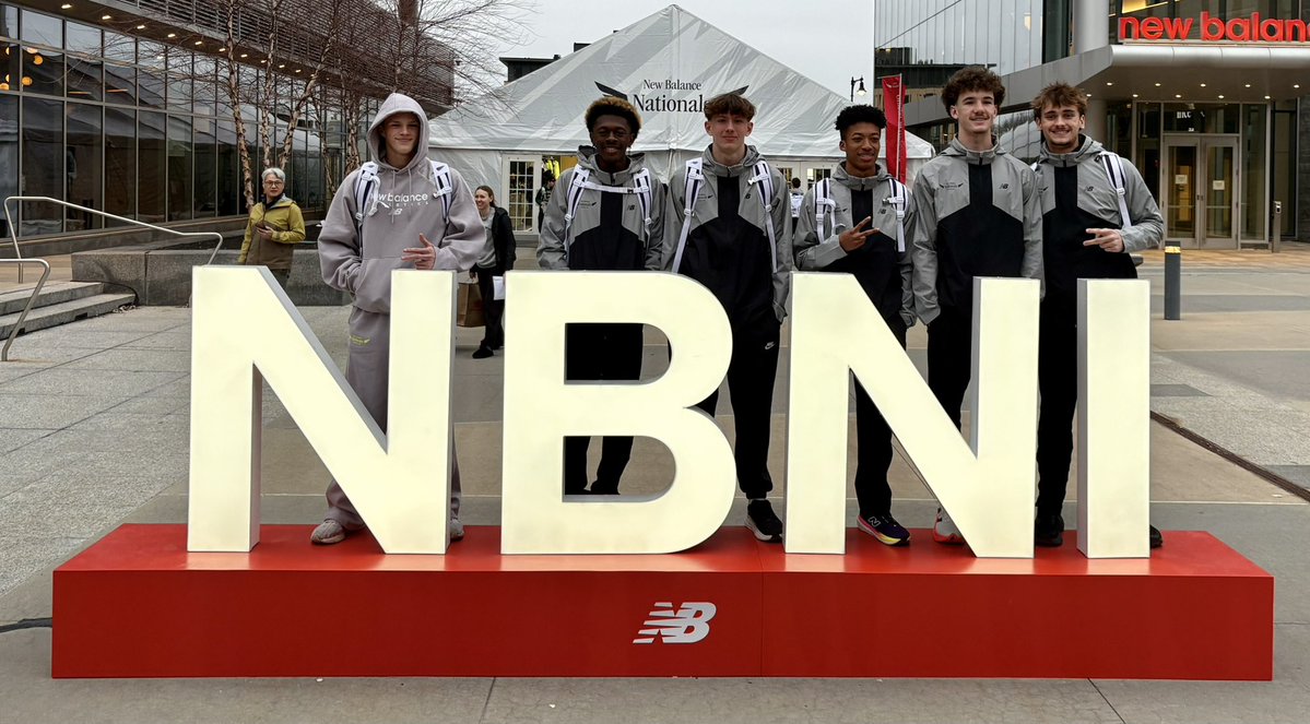 Comets Track tweet media