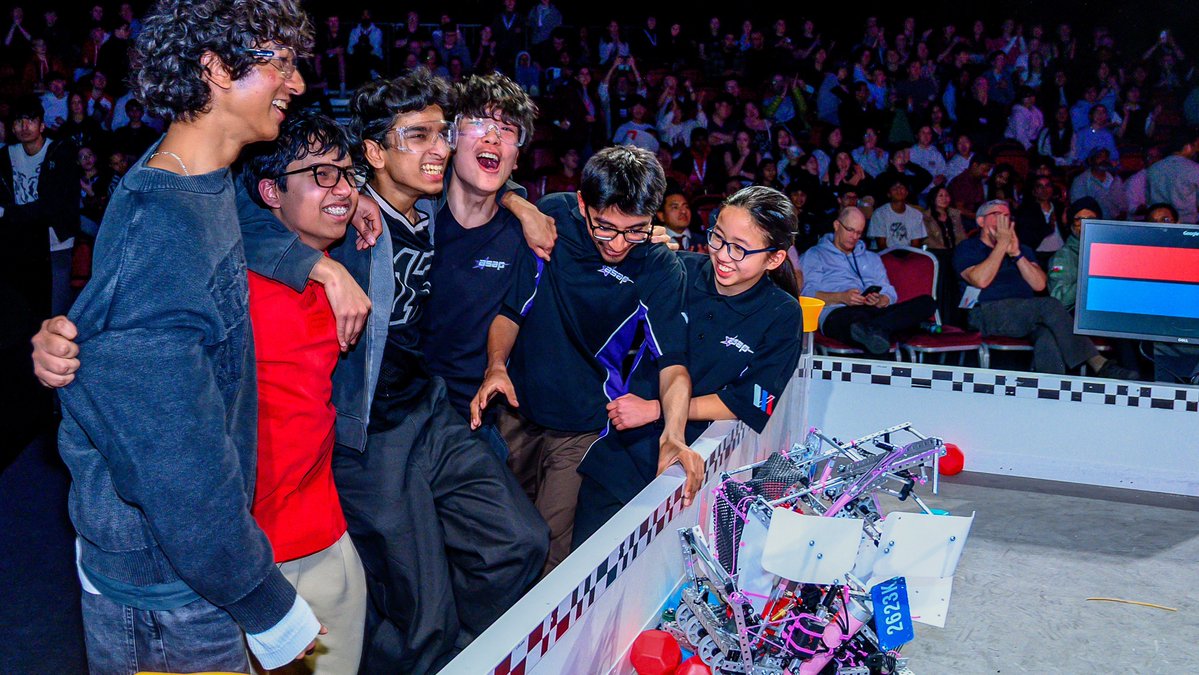 VEX Robotics tweet media