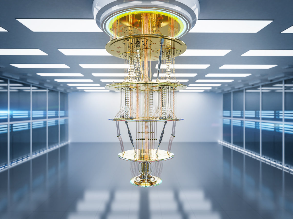 arabnews's tweet photo. #EyeOnAI: #Quantumcomputing could help scientists simulate battery chemistry, model #carboncapture reactions and screen hydrogen catalysts, accelerating clean-energy innovation, #KAUST Prof. Osman Bakr explains: https://t.co/gnGs8pOM0w https://t.co/00j0pLtOyJ
