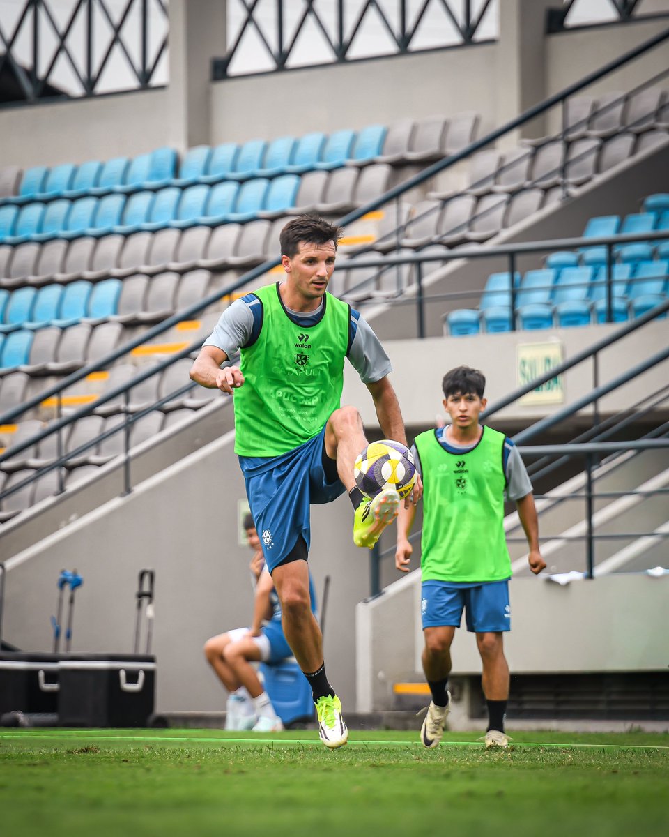 San Martín tweet media