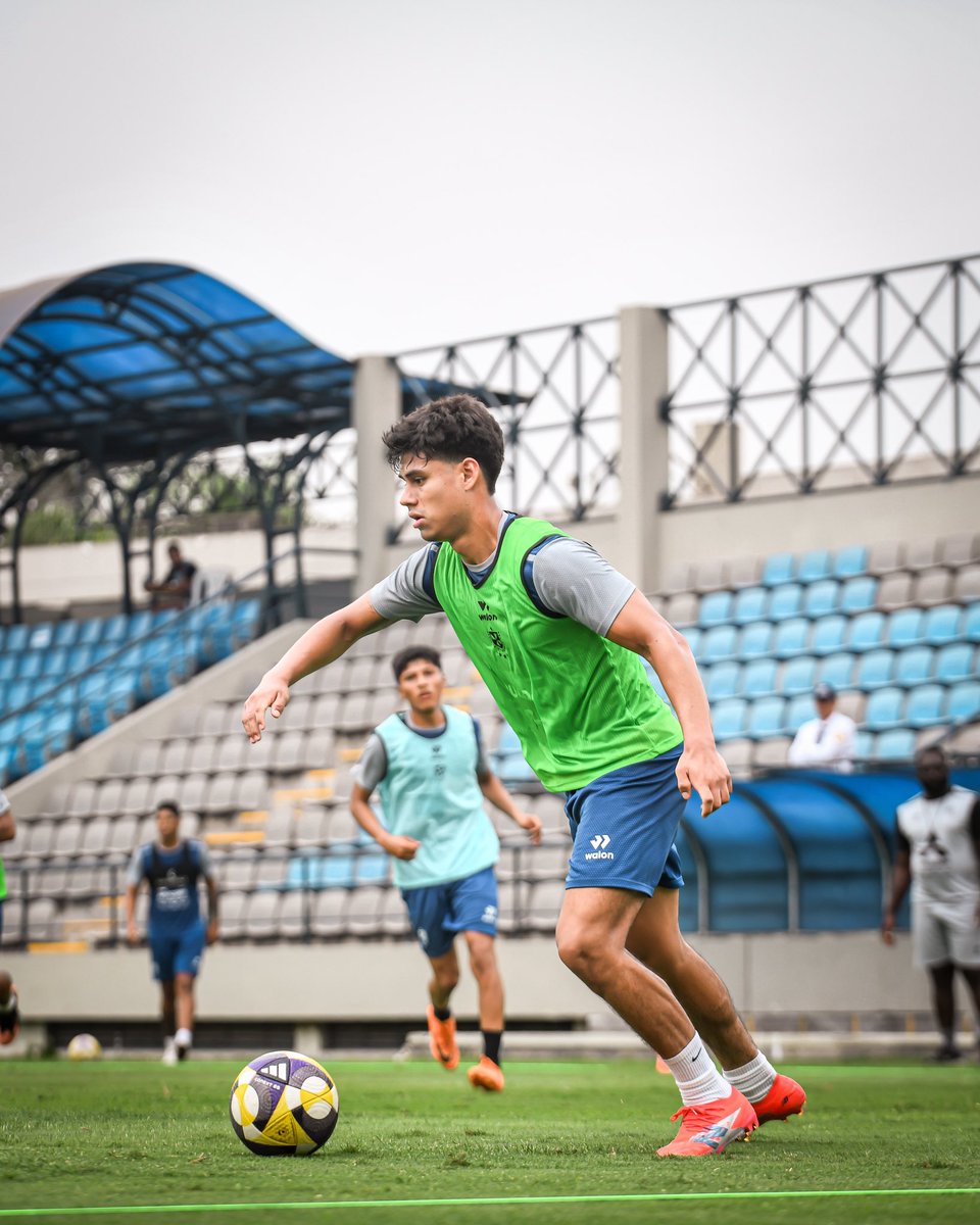 San Martín tweet media