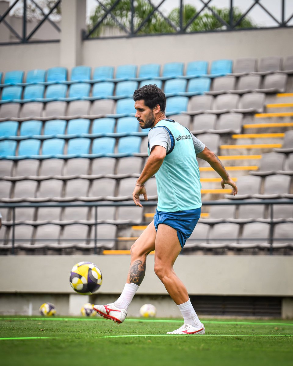 San Martín tweet media