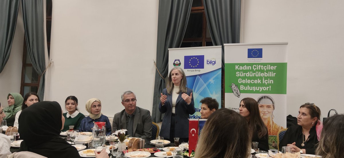8 Mart Dünya Emekçi kadınlar günü ve BM Dünya Kadın Çiftçiler Yılı dolayısıyla,
DTSO AB Bilgi Merkezi, AB Türkiye Delegasyonu, TKDK- Tarım ve Kırsal Kalkınmayı Destekleme Kurumu, DTSO İş kadınları Meclisi ve Kadın Üreticiler, Çiftçiler ve Kadın Kooperatifleri biraraya geldi.